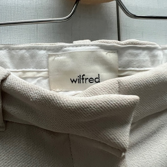 Aritzia Essie Pants in size 00 - Picture 2 of 2